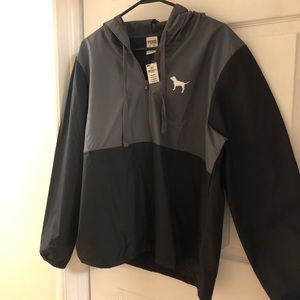 Never worn, Victoria’s Secret Pink Rain Pullover